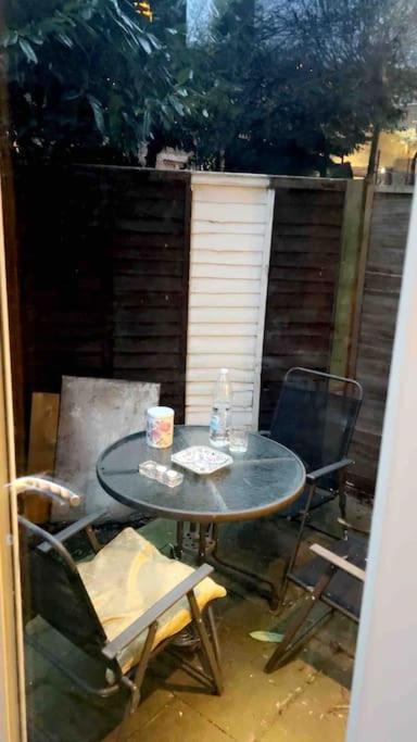 Deluxe Garden Apartment London Exterior foto